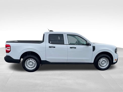 Used 2025 Ford Maverick XL w/ Equipment Group 102A AWD/4WD image 6