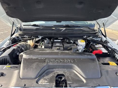 Used 2024 RAM 2500 Laramie AWD/4WD image 42