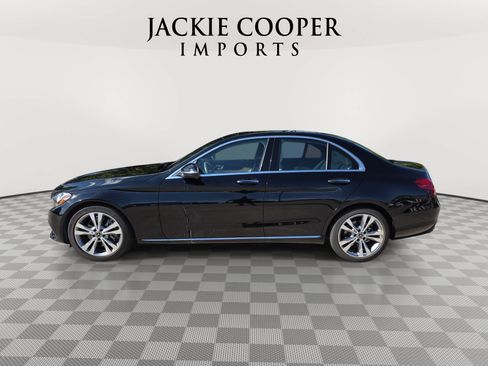 Used 2018 Mercedes-Benz C 300 Sedan image 8
