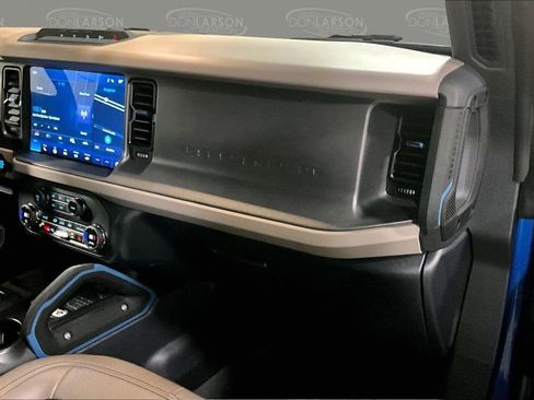 Certified 2024 Ford Bronco Wildtrak image 29