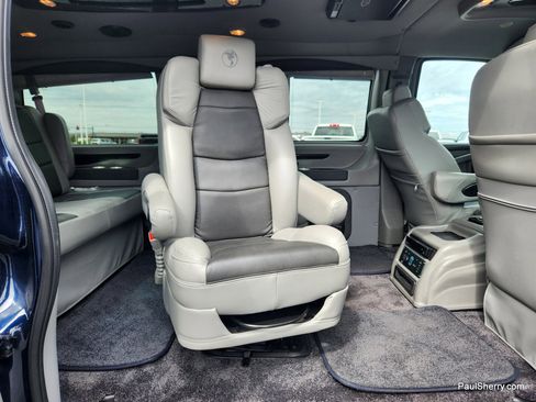 Used 2024 Chevrolet Express 2500 w/ Driver Convenience Package image 29