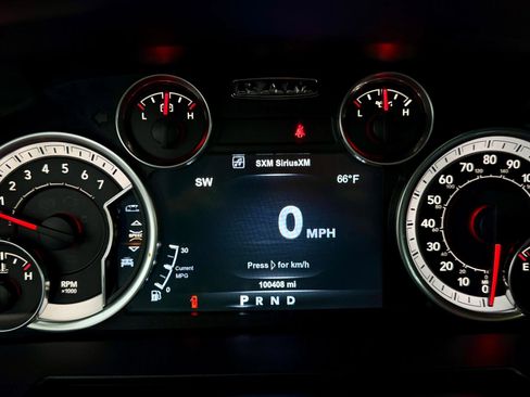 Used 2015 RAM 1500 Laramie w/ Convenience Group image 17