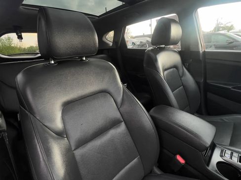 Used 2016 Hyundai Tucson Limited w/ Option Group 03 AWD/4WD image 31