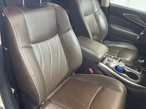 Used 2017 INFINITI QX60 Luxe w/ Premium Plus Package AWD/4WD image 28