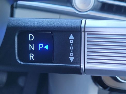 New 2026 Hyundai Tucson Blue SE image 11