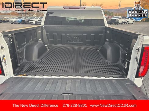 Used 2024 GMC Sierra 1500 SLT image 17