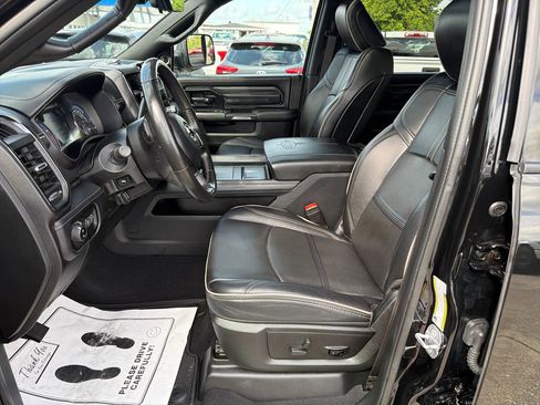 Used 2022 RAM 3500 Limited AWD/4WD image 16