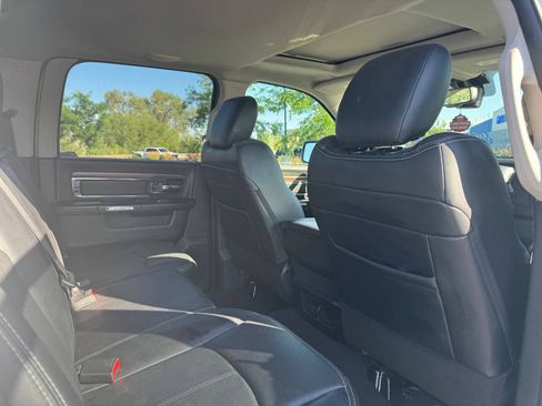 Used 2017 RAM 1500 Laramie w/ Convenience Group AWD/4WD image 15