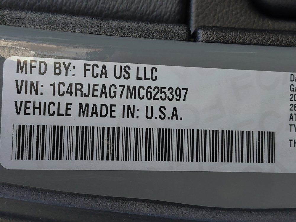 Used 2021 Jeep Grand Cherokee Laredo X RWD image 33