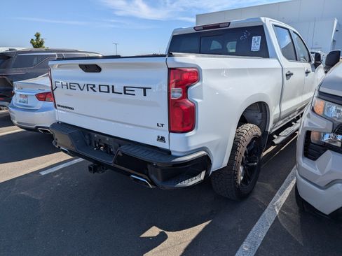 Used 2021 Chevrolet Silverado 1500 LT Trail Boss w/ Convenience Package II AWD/4WD image 5