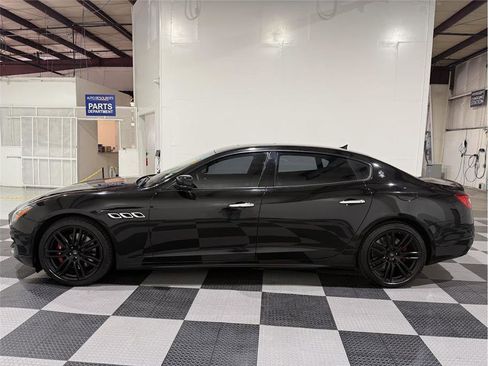 Used 2016 Maserati Quattroporte S image 8