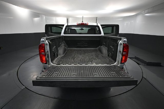 Used 2019 Chevrolet Colorado LT AWD/4WD image 32