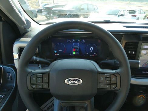 New 2026 Ford F250 XLT w/ XLT Premium Package AWD/4WD image 26