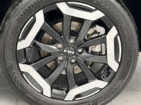 Used 2025 Kia Telluride S image 75