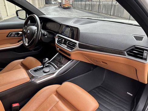 Used 2020 BMW 330i xDrive Sedan w/ Premium Package AWD/4WD image 9