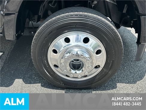 Certified 2025 Ford F450 Platinum w/ FX4 Off-Road Package AWD/4WD image 15
