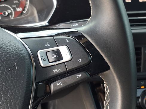 Certified 2021 Volkswagen Jetta R-Line FWD image 35