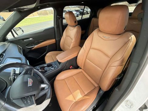 Certified 2023 Cadillac XT4 Sport FWD image 21