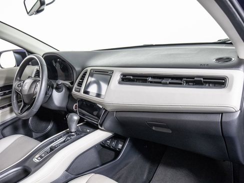 Used 2017 Honda HR-V EX-L image 11