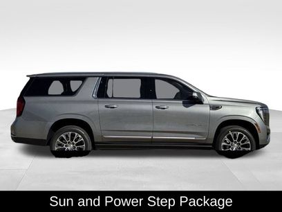 New 2026 GMC Yukon XL Denali w/ Sun & Power Step Package