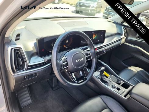 Certified 2024 Kia Sorento S w/ Panoramic Sunroof Package AWD/4WD image 9