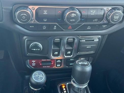 New 2026 Jeep Wrangler Rubicon w/ Xtreme 35 Tire Package image 13