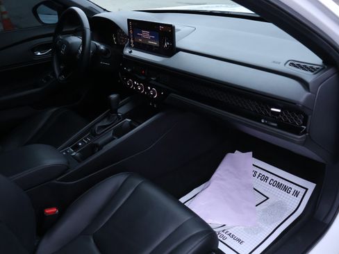 Used 2024 Honda Accord Sport image 10