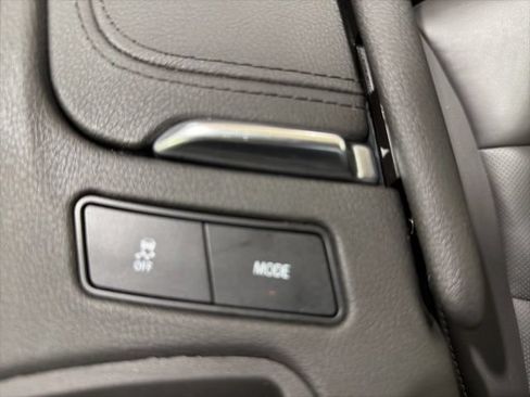Used 2024 Cadillac XT6 Sport w/ Technology Package AWD/4WD image 44
