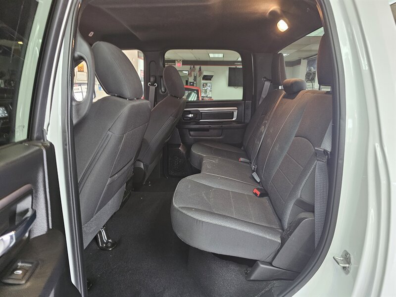Used 2024 RAM 1500 Warlock AWD/4WD image 22