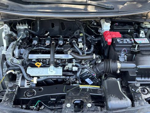 Used 2025 Nissan Versa SV FWD image 29