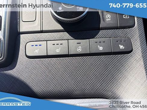 Used 2024 Hyundai Palisade Limited AWD/4WD image 22