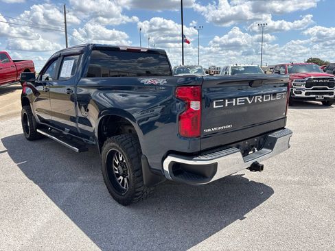 Used 2020 Chevrolet Silverado 1500 LT w/ All-Star Edition AWD/4WD image 4
