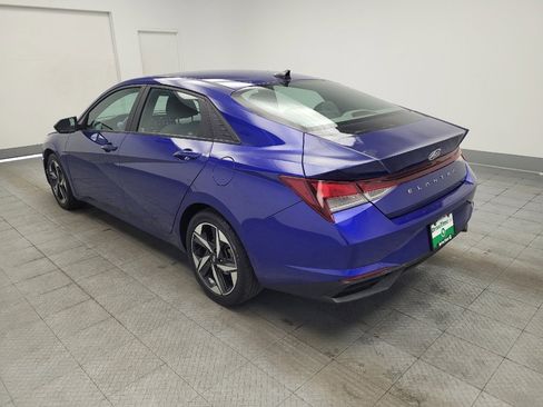 Used 2023 Hyundai Elantra SEL w/ Convenience Package FWD image 5