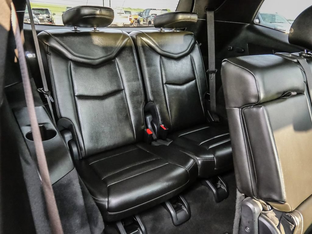 Used 2022 Cadillac XT6 Premium Luxury FWD image 30