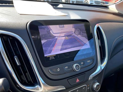 Used 2019 Chevrolet Equinox Premier image 21