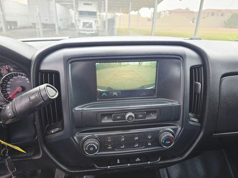 Used 2018 GMC Sierra 1500 2WD Regular Cab image 18