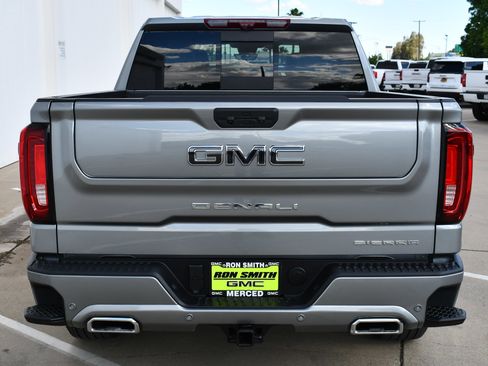 New 2026 GMC Sierra 1500 Denali Ultimate AWD/4WD image 9