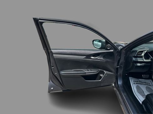 Used 2021 Honda Civic Sport image 17
