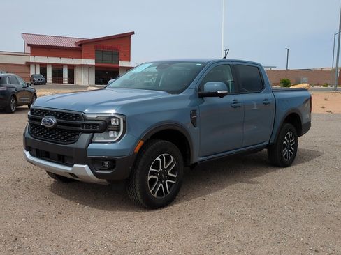 Used 2024 Ford Ranger Lariat w/ FX4 Off-Road Package AWD/4WD image 7