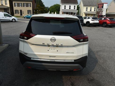 Used 2023 Nissan Rogue SV AWD/4WD image 5