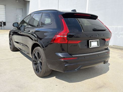Used 2024 Volvo XC60 T8 Ultimate w/ Protection Package Premier image 3
