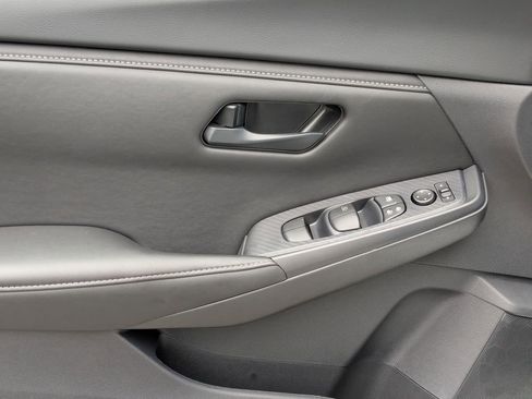 New 2025 Nissan Sentra S image 11