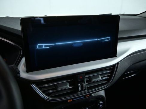 Certified 2025 Ford Escape Platinum AWD/4WD image 19