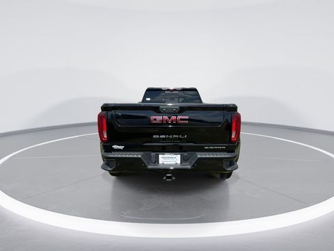 Used 2023 GMC Sierra 3500 Denali w/ Denali Ultimate Package AWD/4WD image 7