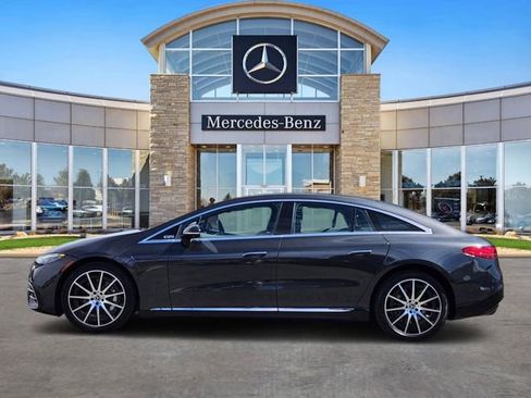 Used 2023 Mercedes-Benz EQS 580 580 image 2