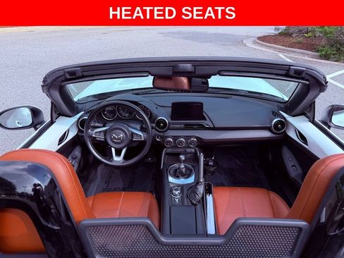 Used 2023 MAZDA MX-5 Miata Grand Touring RWD image 7