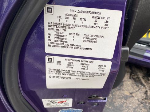 Used 1998 Chevrolet Corvette Convertible w/ Memory Pkg image 33