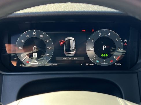 New 2025 Land Rover Range Rover Velar S AWD/4WD image 25
