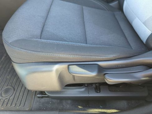 Used 2025 Chevrolet Trax LS w/ Driver Confidence Package image 31