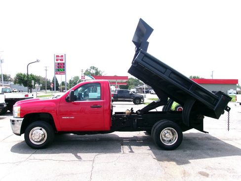 Used 2011 Chevrolet Silverado 3500 W/T w/ Snow Plow Prep Package AWD/4WD image 7